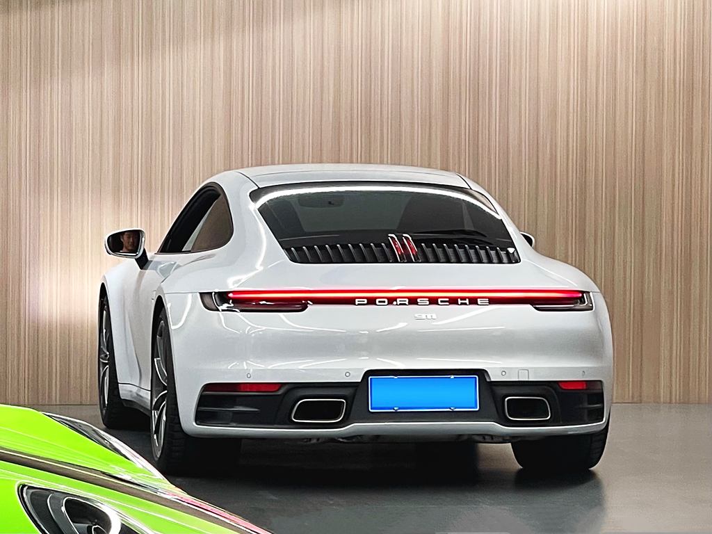 Porsche 911 2023 Carrera 3.0T