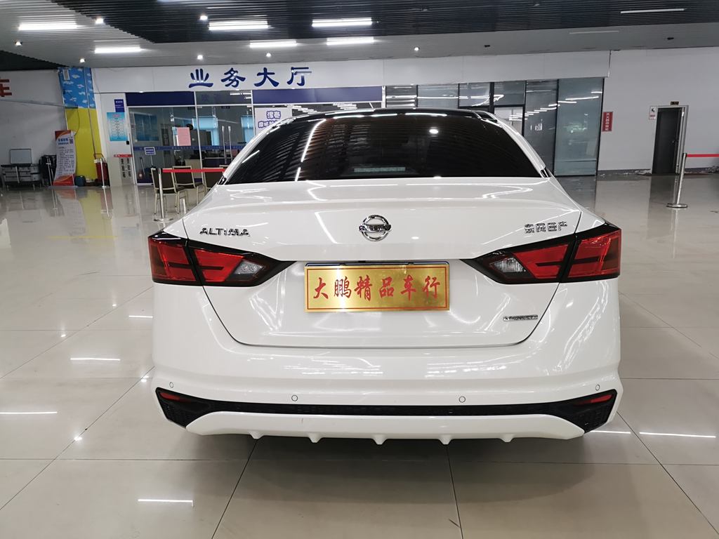 Nissan Teana 2021 2.0L XL