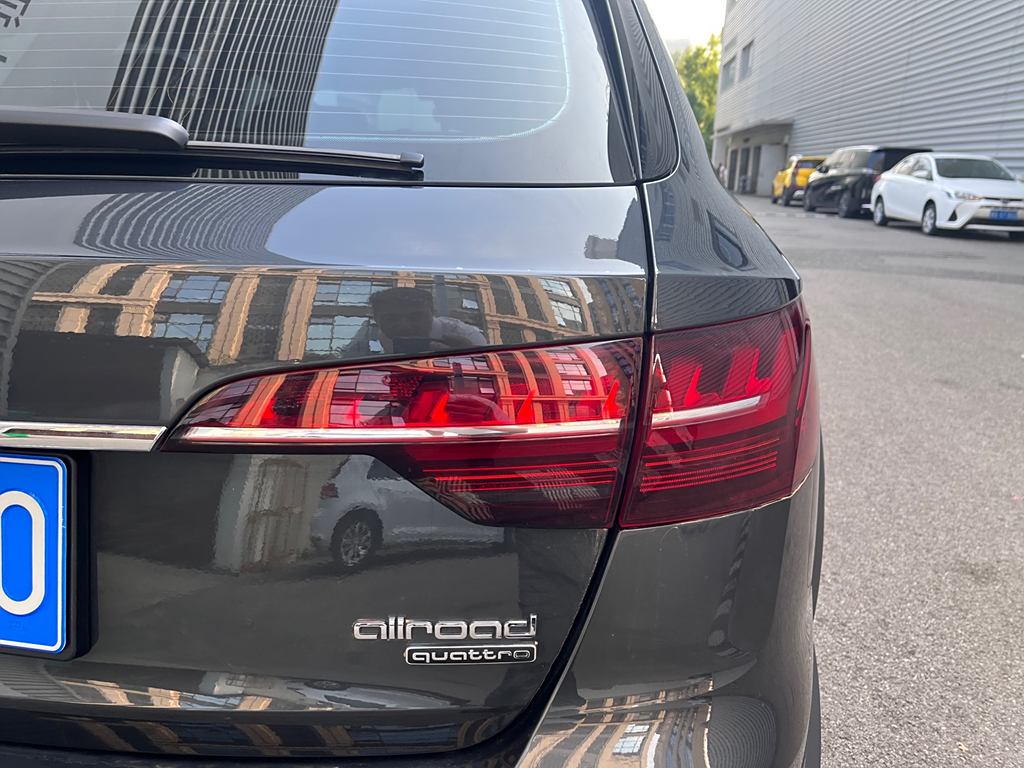 AudiA4 2023 allroad quattro