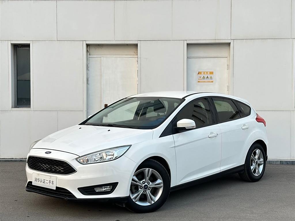 Ford Focus 2015  1.6L Автоматическая