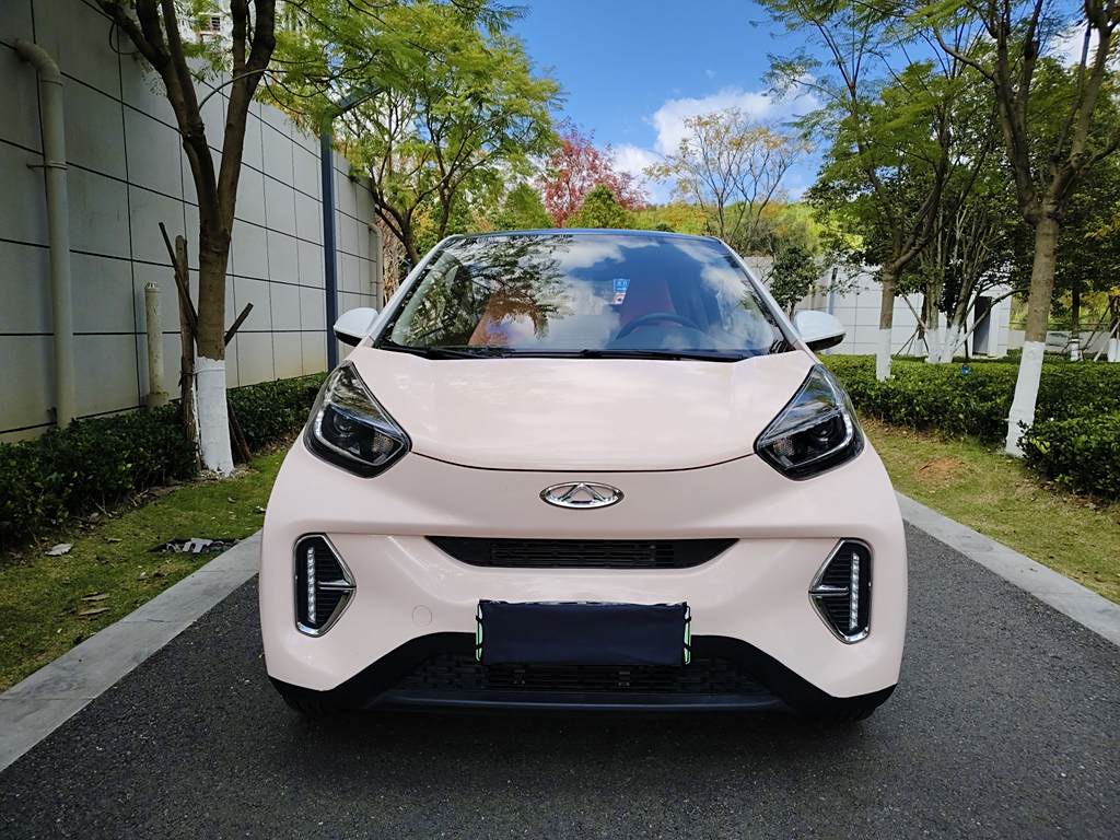 Smart 2022 BYD YuanЛитиевая батарея 30kW 301km