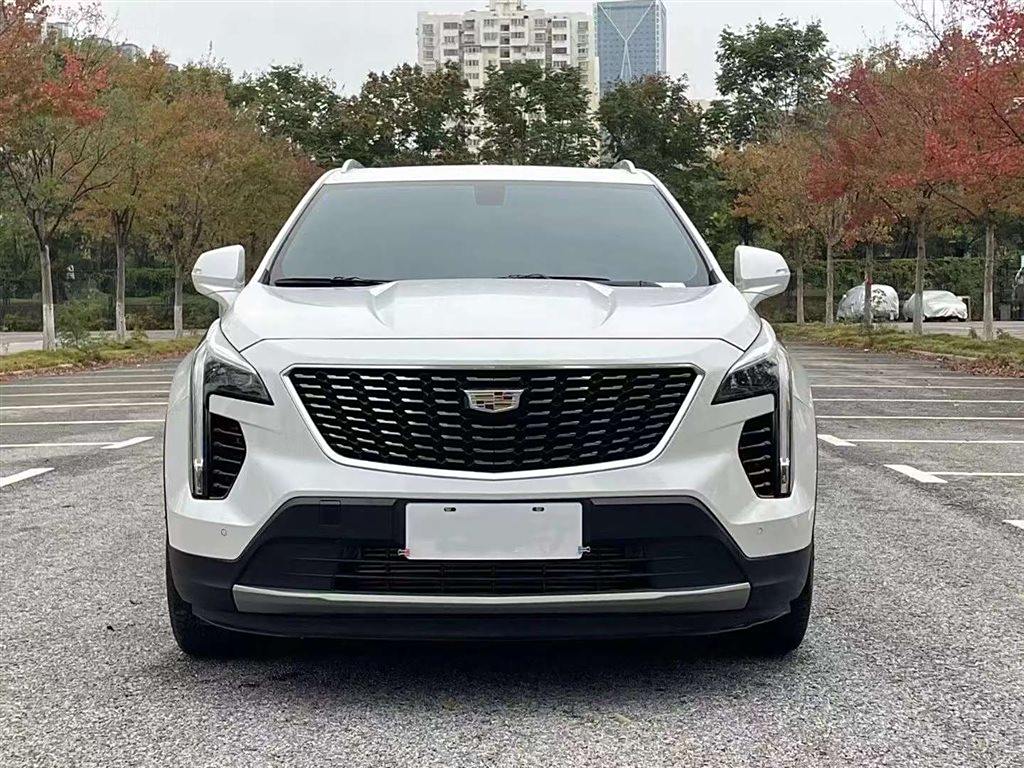 Cadillac XT4 2021 28T