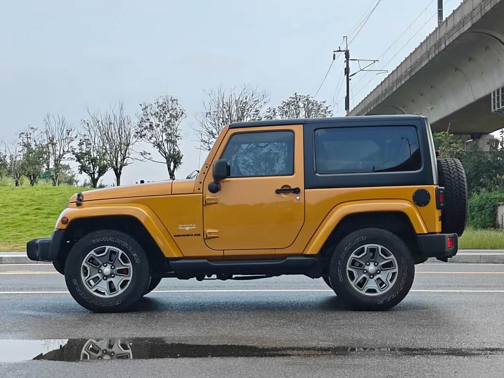 Jeep Wrangler 2013 3.6L Sahara