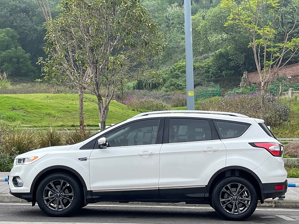 Ford Kuga 2019 EcoBoost 180   Euro VI