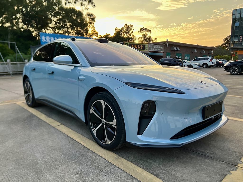 NIO ET5T 2024 75kWh Touring