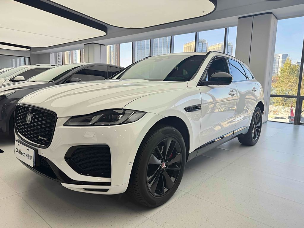 Jaguar F-PACE 2023 P250 R-Dynamic BLACK