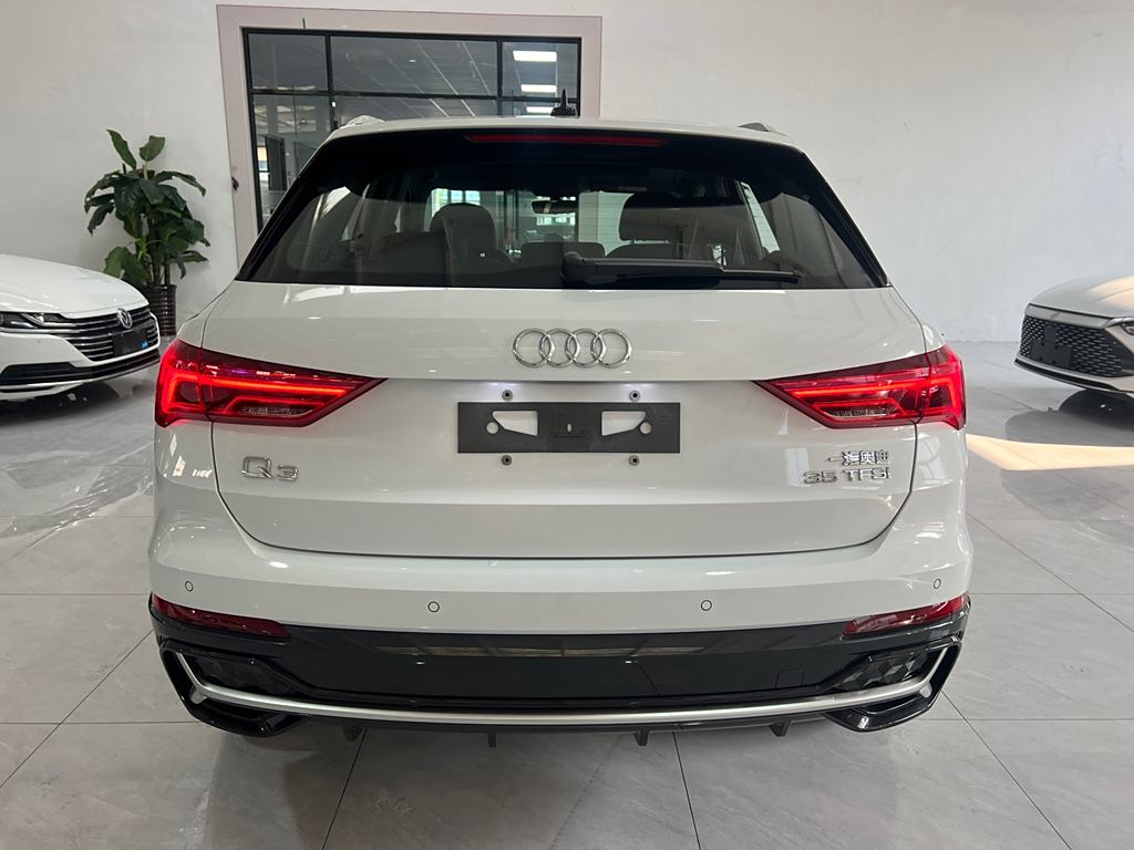 Audi Q3 2024 35 TFSI