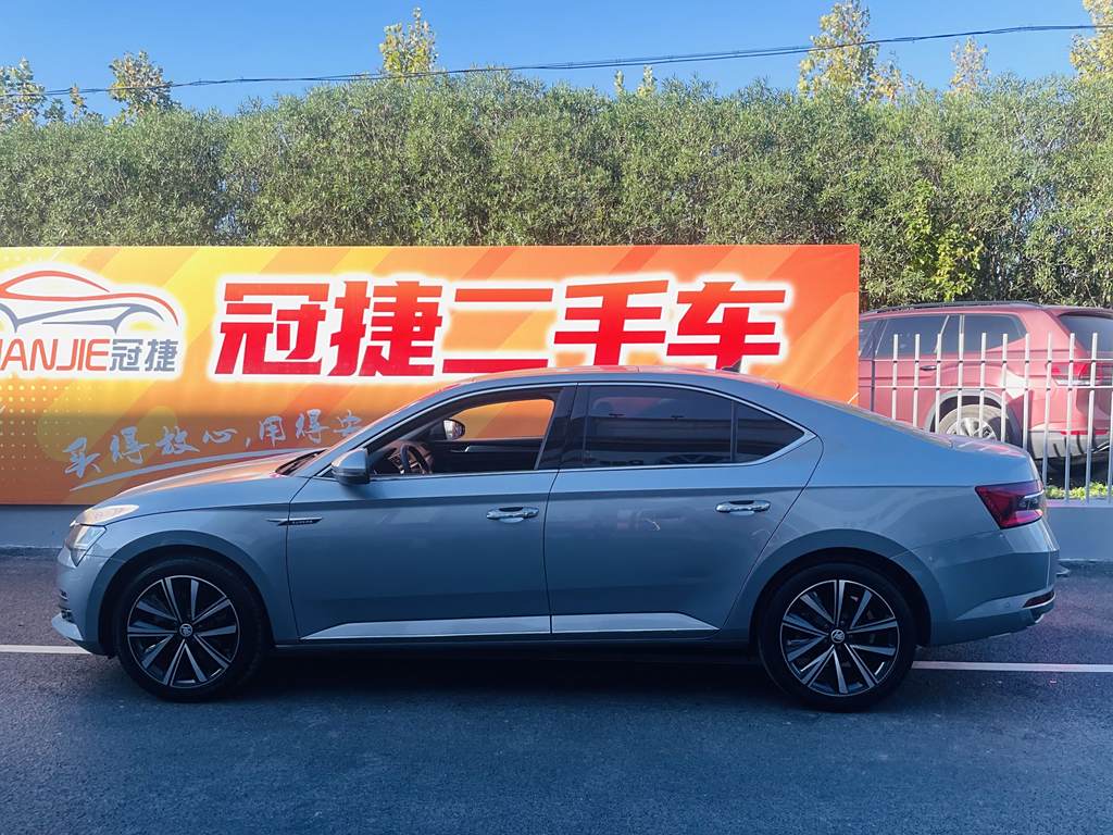 Skoda Superb 2023 TSI280 DSG