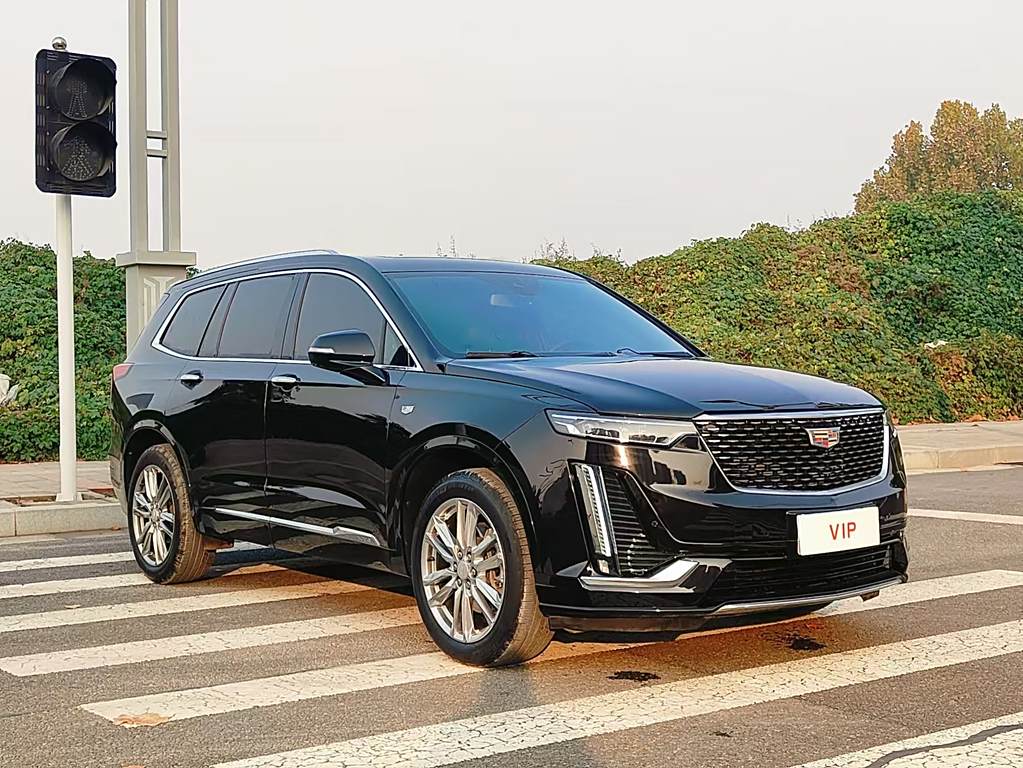 Cadillac XT6 2022 2.0T  Luxury