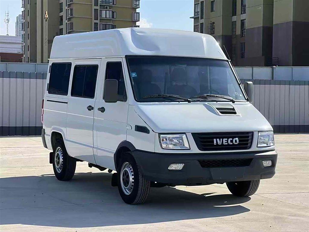 Iveco Daily 2021 2.5T A35 M15-9