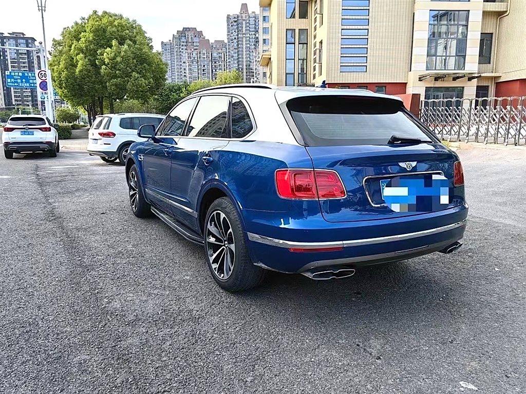 Bentley Bentayga 2018 4.0T V8