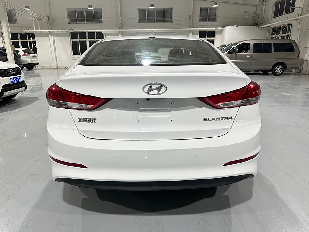 Hyundai Elantra 2020 1.5L CVT·