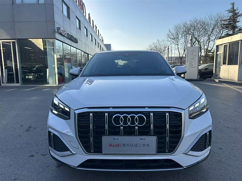 Audi Q2L 2023 35TFSI