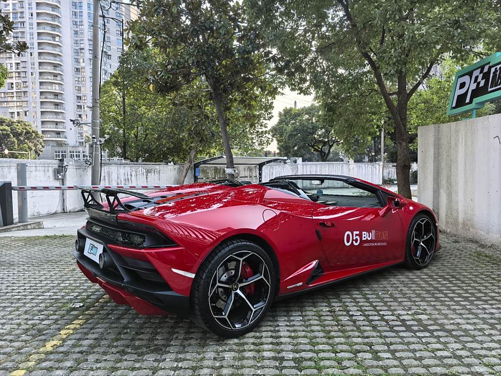 Lamborghini Huracán 2020 Lamborghini Huracán EVO RWD Spyder