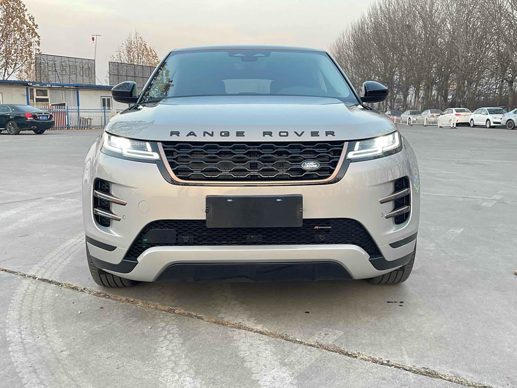 Range Rover 2023 L 249PS