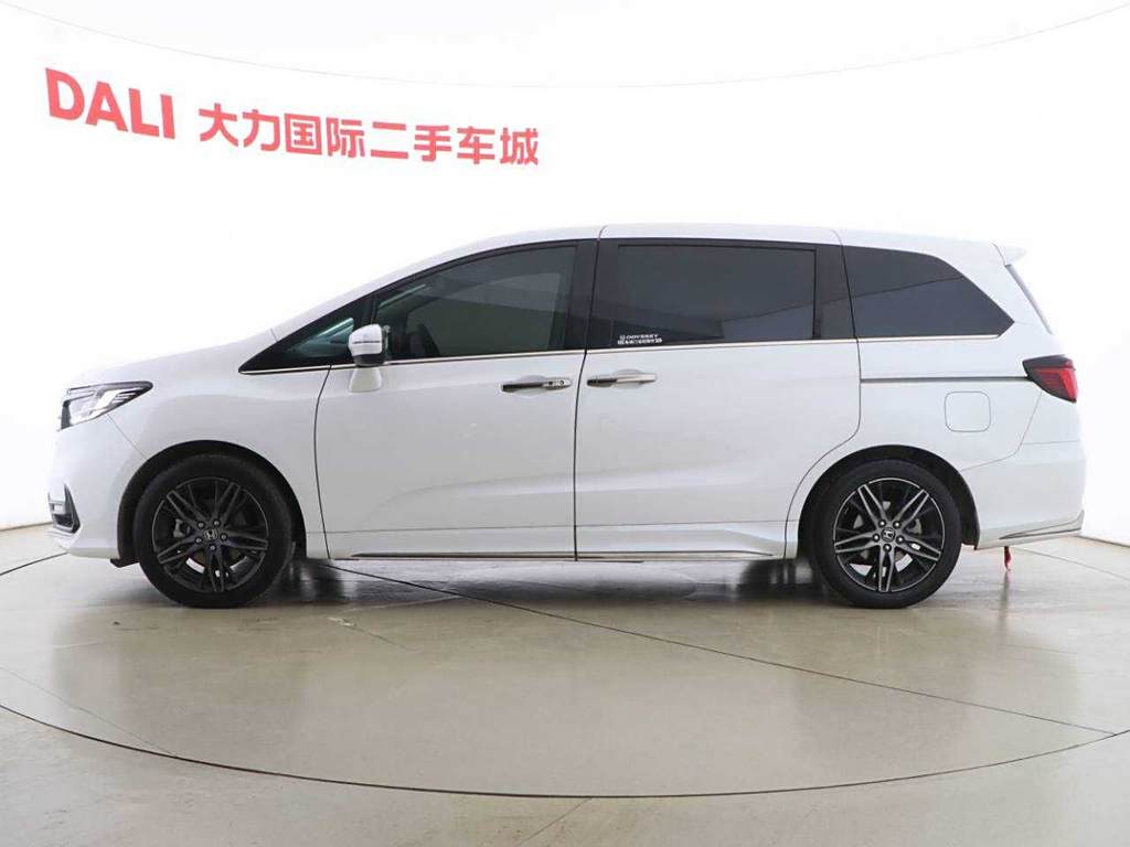 Honda Odyssey 2022 2.0L e:HEV ·