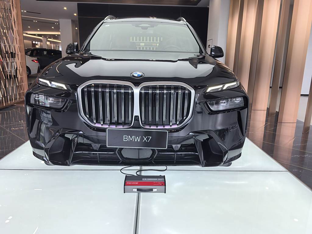 BMW X7 2024 xDrive40i M Sport Package