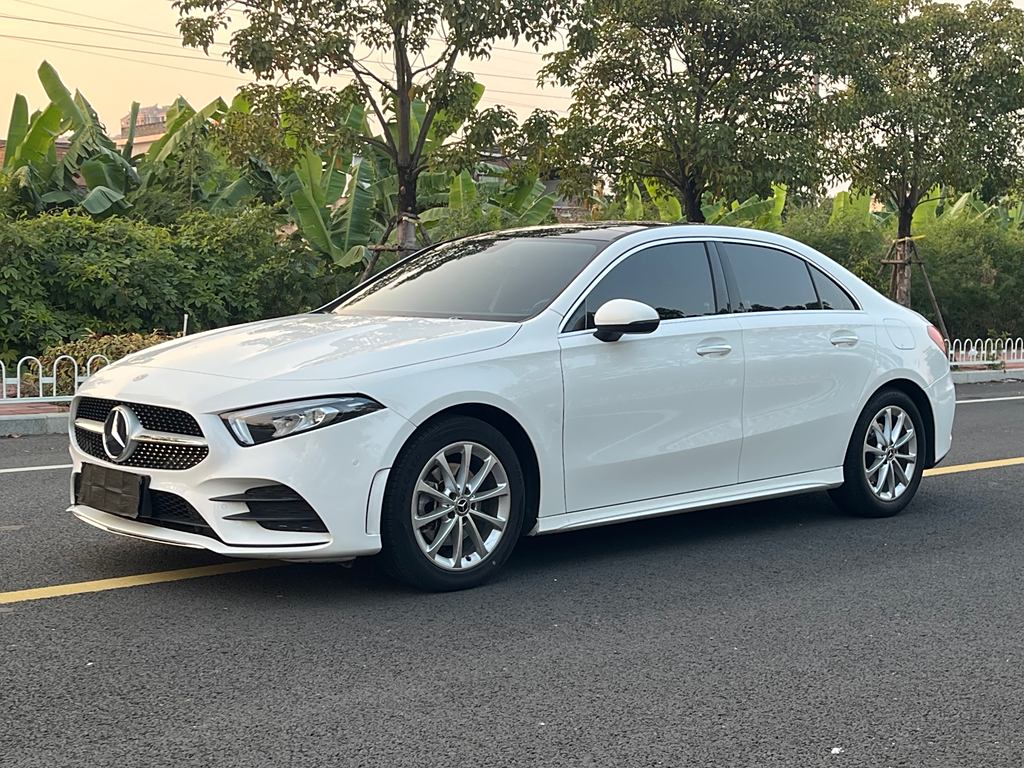 Mercedes-Benz A-Class 2020 A 200 L