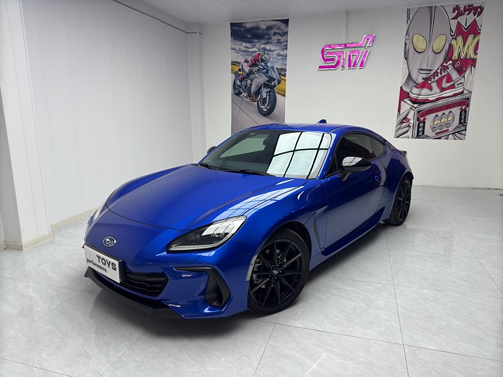 Subaru BRZ 2023 2.4L Ручная10