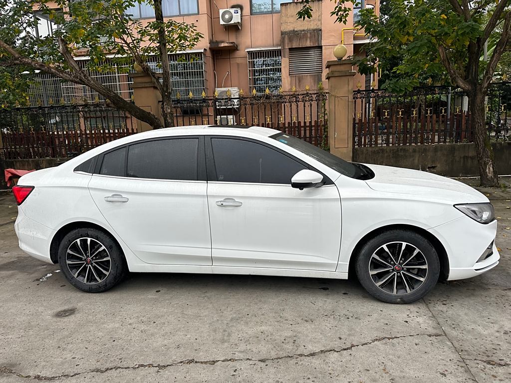 Roewe i5 2020 1.5L Автоматическая4G