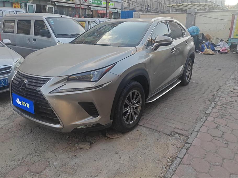 Lexus NX 2020 200   V