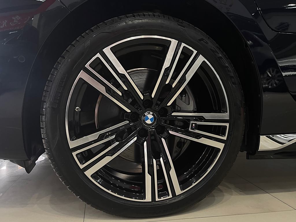 BMW i7 2023 eDrive50L M Sport Package