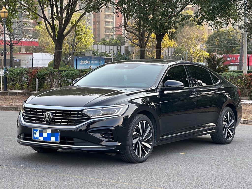 Volkswagen Passat 2023  330TSI