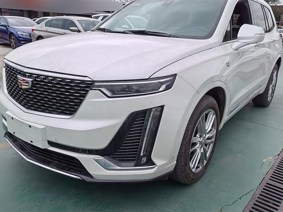 Cadillac XT6 2022 2.0T  Полный привод Luxury