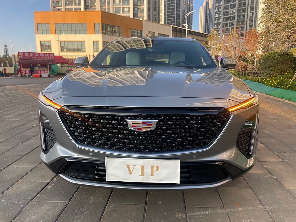 Cadillac GT4 2023 25T