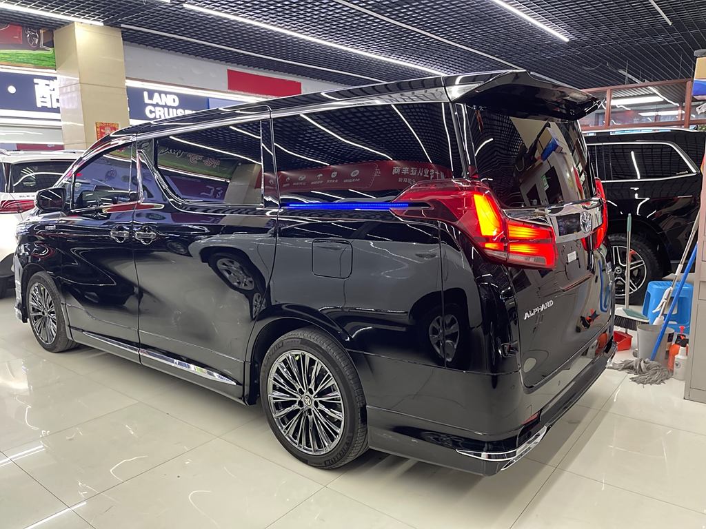 Toyota Alphard 2021  2.5L