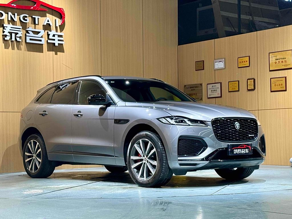 Jaguar F-PACE 2024 P250 R-Dynamic SE