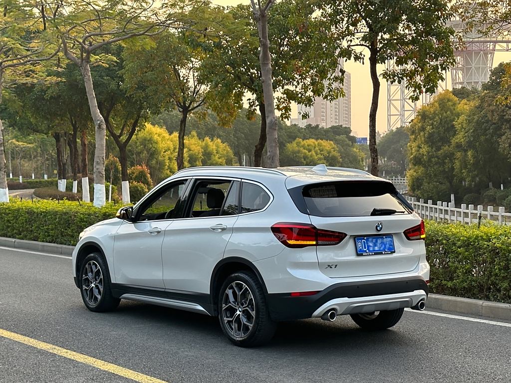 BMW X1 2022 sDrive20Li