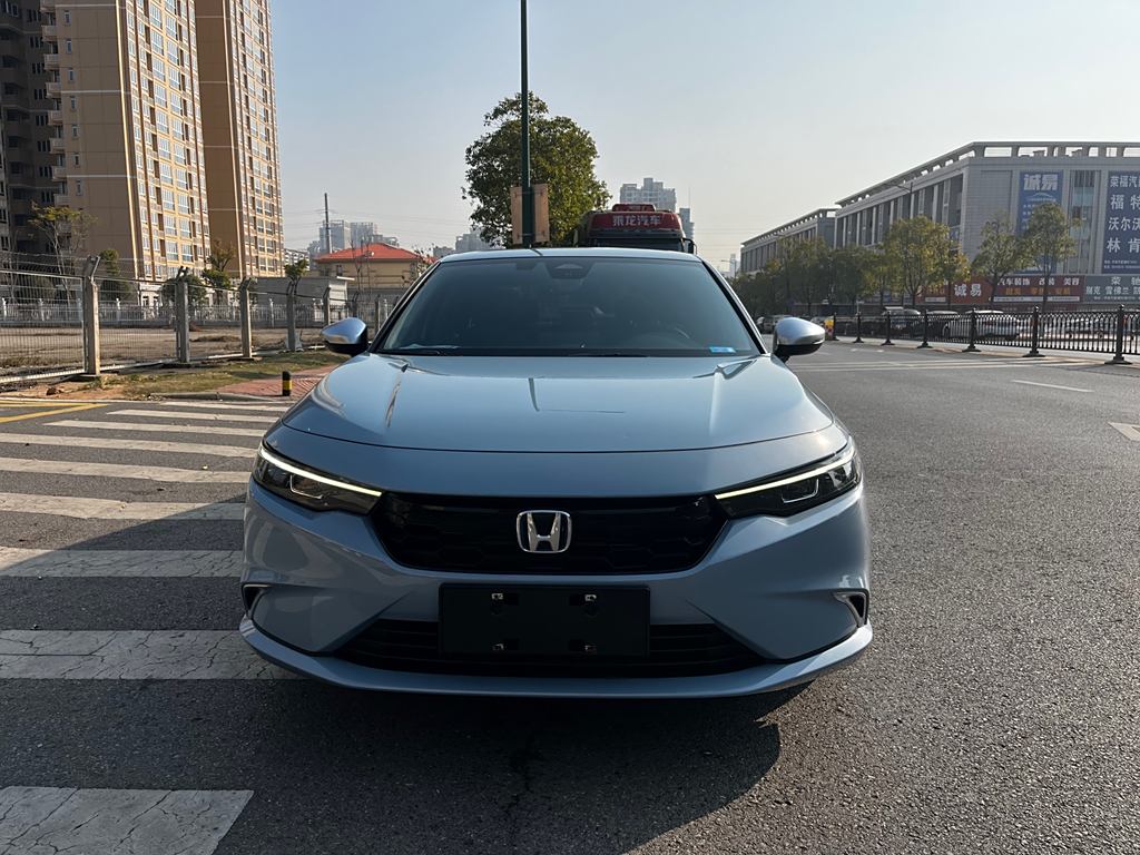 Honda Civic Hatchback 2023 2.0L e:HEV ·