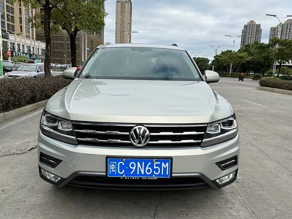 Volkswagen Tiguan L 2019  330TSI Автоматическая  Euro VI