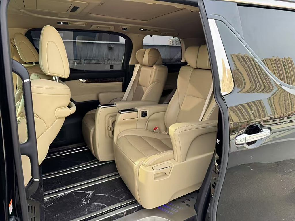 Toyota Alphard 2021  2.5L