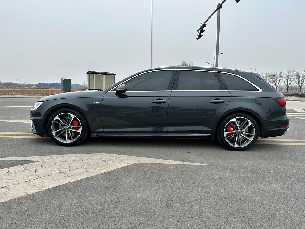 AudiA4 2020 Avant  40 TFSI