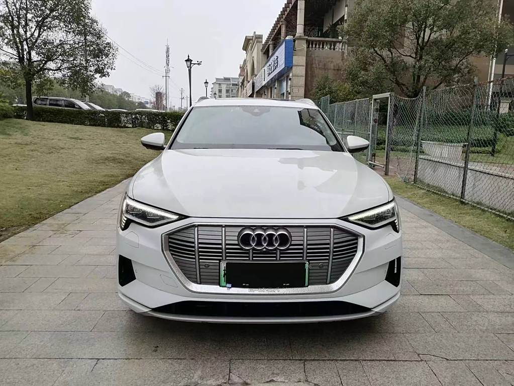 Audi e-tron 2019 55 quattro