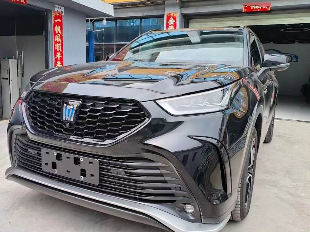 Toyota Crown Land Cruiser 2023 2.5L HEV Полный привод