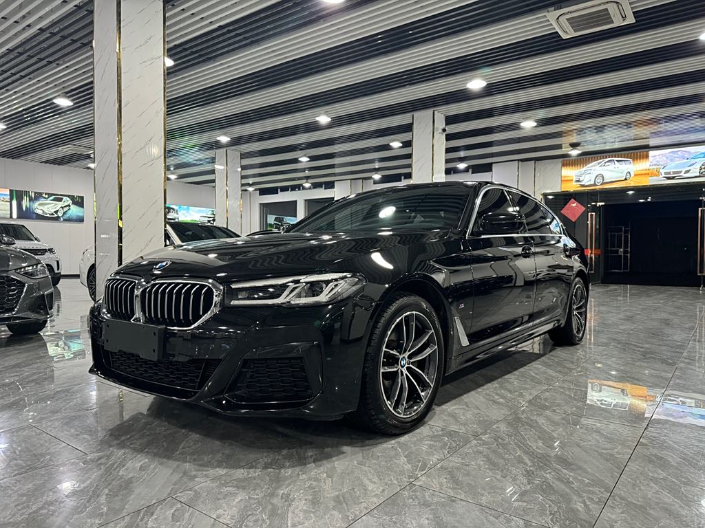 BMW 5 Series 2022  525Li M Sport Package