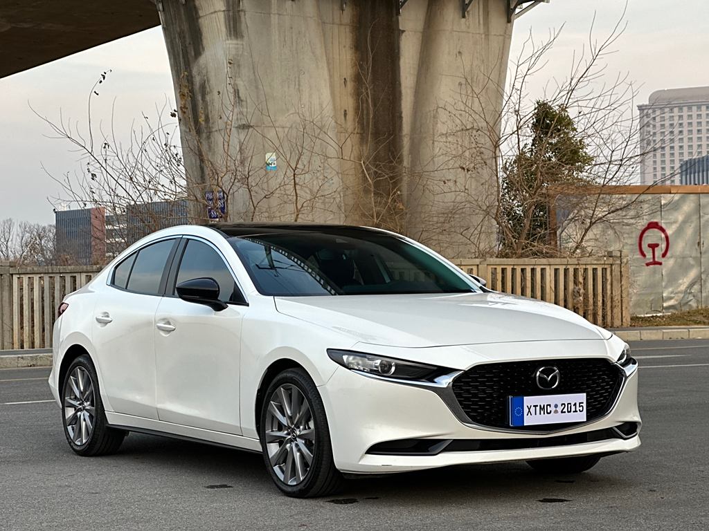 Mazda3 Axela 2023 2.0L Автоматическая