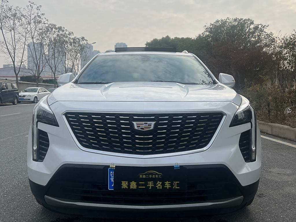 Cadillac XT4 2020  28T  Luxury