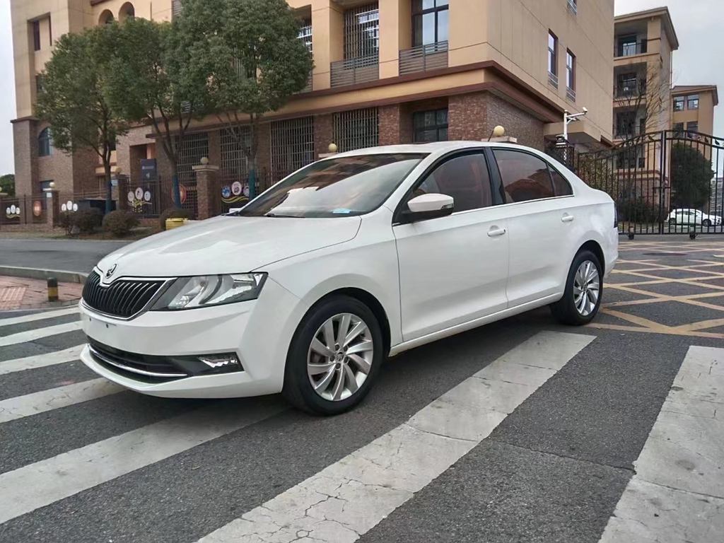 Skoda Rapid 2019 1.5L Автоматическая  Euro VI