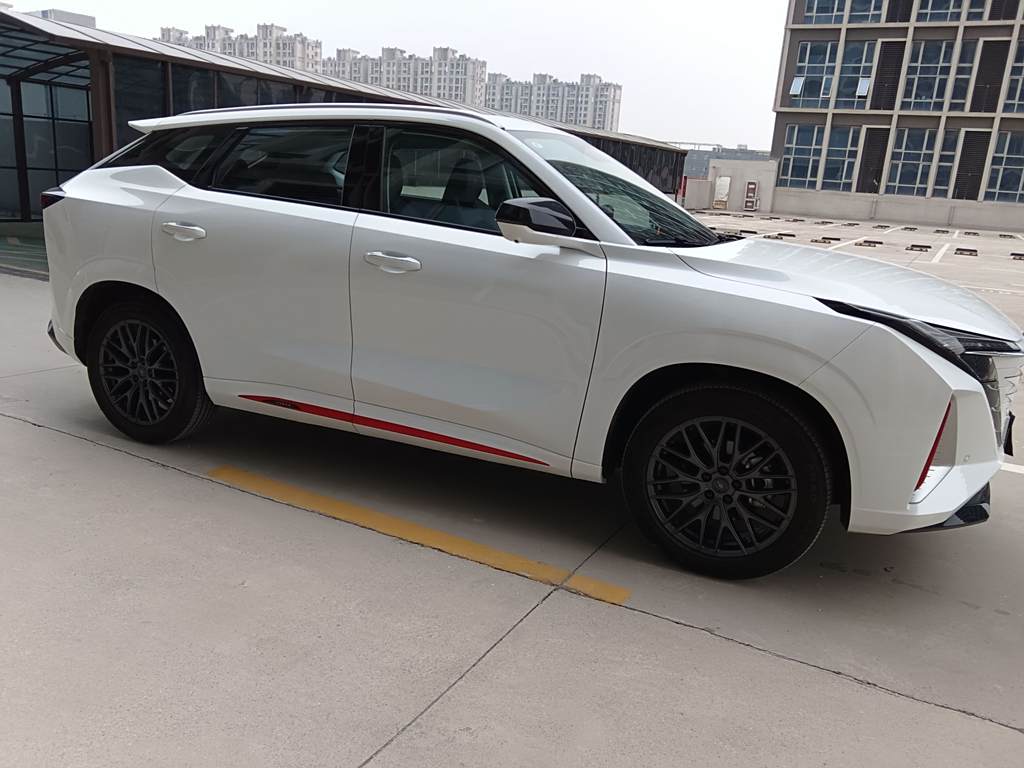 Changan Oshan Z6 2023  1.5T DCT