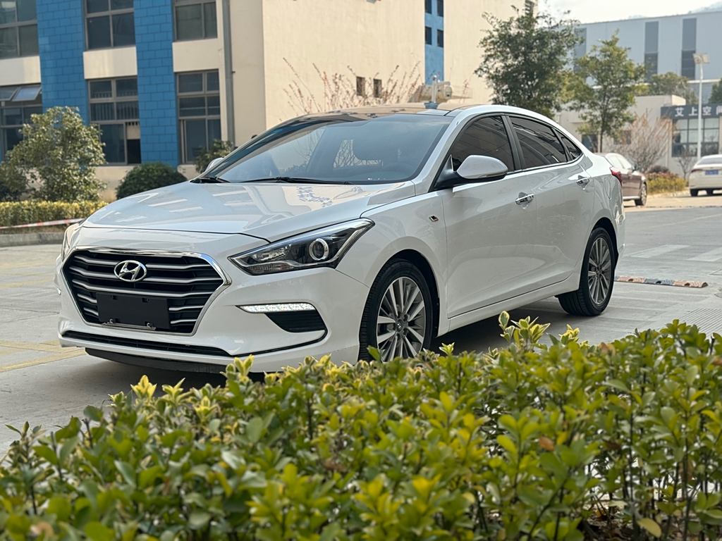 Hyundai Mistra 2019 1.8L АвтоматическаяDLX  Euro VI