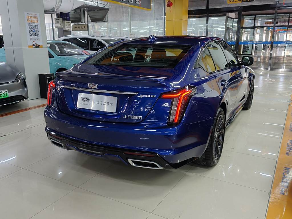 Cadillac CT5 2023 28T