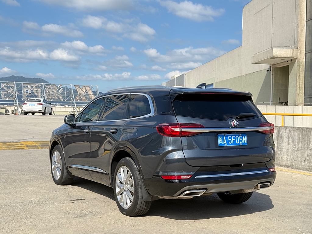 Buick Enclave 2020 28T  Полный привод