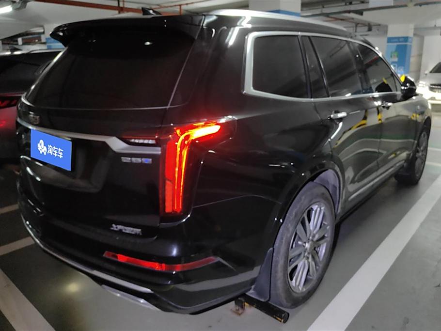 Cadillac XT6 2022 2.0T  Полный привод Luxury