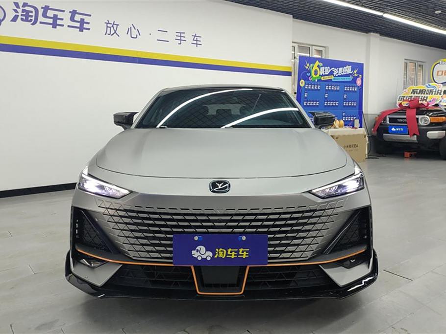 Changan UNI-V 2022 1.5T