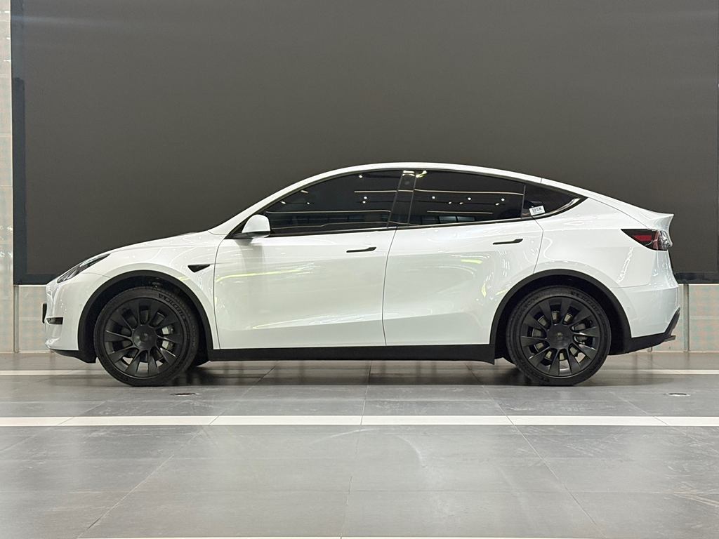 Model Y 2022