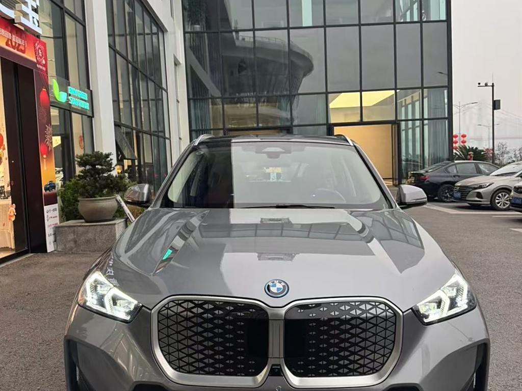 BMW iX1 2023 xDrive30L M Sport Package